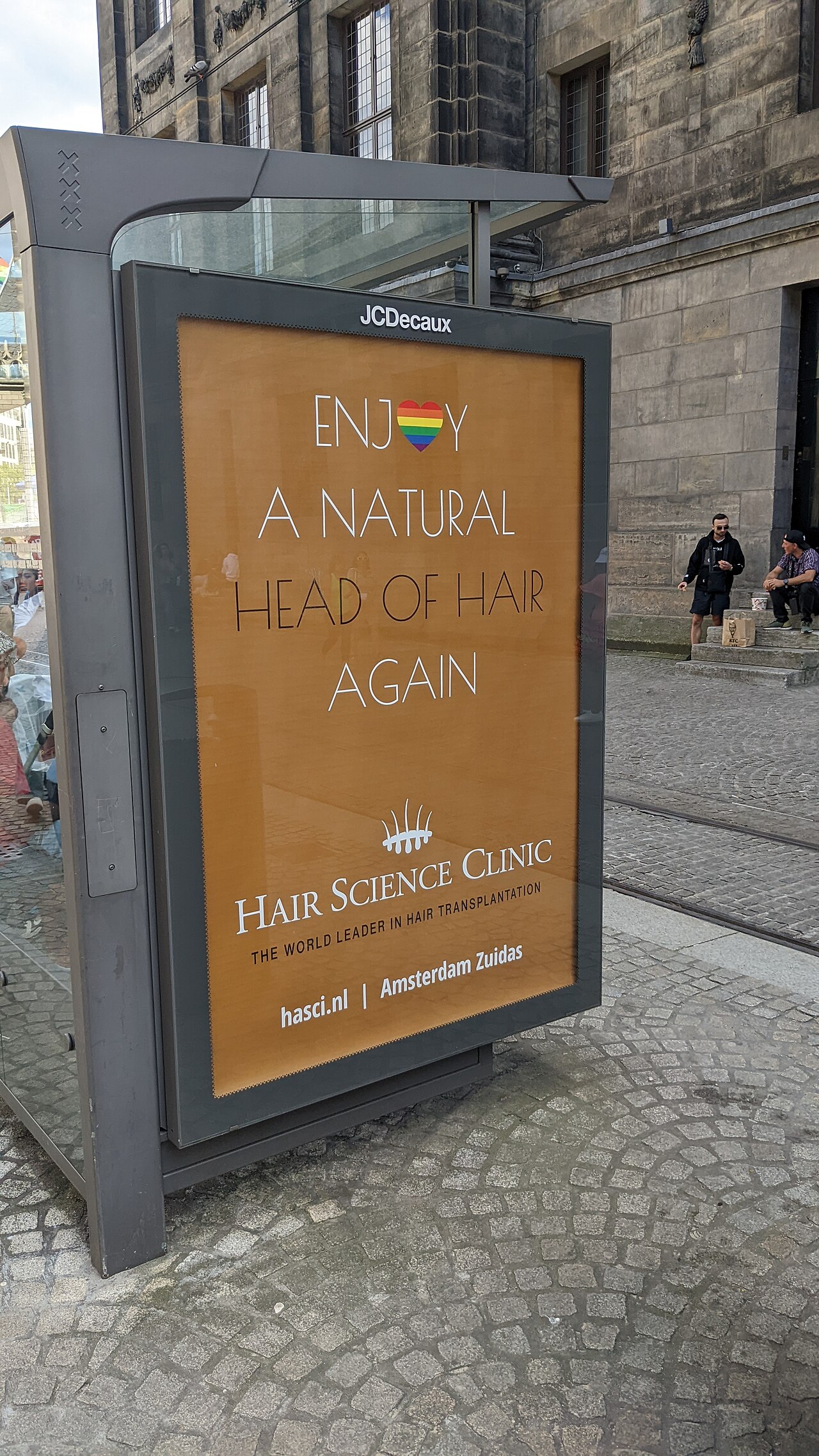 Robotic Hair Transplantation in 2025: What the Outcome Data Says About When It's Worth It
